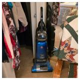 Hoover WindTunnel vacuum