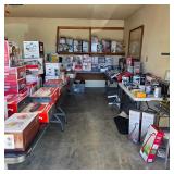 New-in-box kitchenware and small appliances