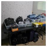 Large quantity of new handbags and bags