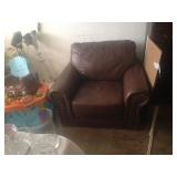 A Packed Mansfield Sale by Attics and Beyond