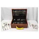 Lot # : 13 - Reed & Barton Sterling Flatware Set