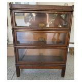 Lot # : 64 - Globe-Wernicke Co. Barrister Bookcase