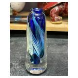 ART GLASS - BUD VASE