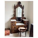 Voctorian Vanity