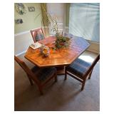 Gorgeous MCM Octagon Kitchen Table w/ Leaf and Six Chairs 