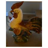 Great selection of decor including framed artwork, wall displays, lamps and mirrors. 