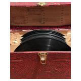 Incredible collection of vintage vinyl records in 33, 45 and 78 selections.