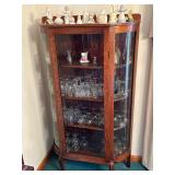 Gorgeous display cabinet with porcelain, glass and crystal pieces. 