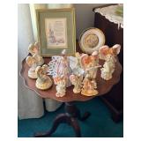 Great selection of accent tables, indoor decor, framed artwork and mirrors. 