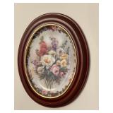 Great selection of accent tables, indoor decor, framed artwork and mirrors. 