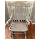 Wood Rocking Chair 