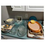 Serving Trays and Platters 