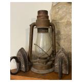 Dietz Lantern No 2 Blizzard Lantern w/ Cast Iron Irons