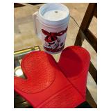 UGA Tumbler and Kitchen Gloves
