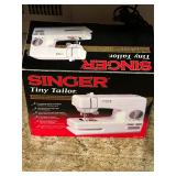 Signer Tiny Tailor Sewing Machine 