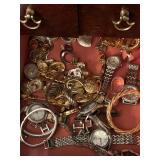 Incredible Selection of High End Fashion Jewelry - Rings, Necklaces, Bracelets, Earrings, Watches, P