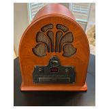 Cathedral Retro AM/FM Radio and CD Player 