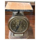 Antique American Cutlery Co. Family Scale 