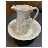 Petite Flora Pitcher and Bowl Set 