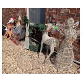 CHRISTMAS YARD DECOR