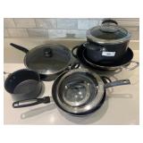 Assorted Nonstick Cookware with Lids