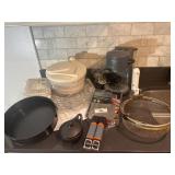 Kitchen Gadgets & Small Appliances