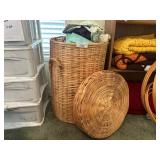Woven Wicker Basket with Lid