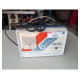 Tru-Test Battery Charger Model 2522-05