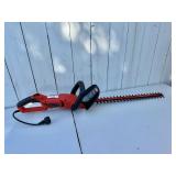 Black & Decker HH2450 Hedge Trimmer