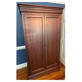 BroyHill cabinet