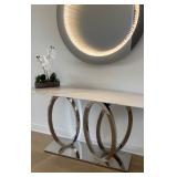 Luxury Furnishings throughout this Estate!