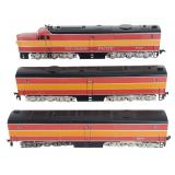 Athearn Southern Pacific Daylight Alco PAI Diesel & 2 Dummy