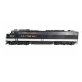 Proto 2000 Southern E 8/9 Diesel Locomotive 6912