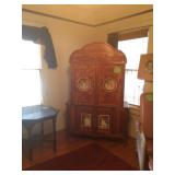 Sweet inlayed chest on chest