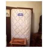 Twin mattress 