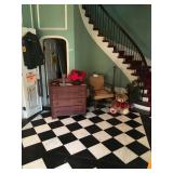 Chest of drawers antique