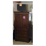 Nice dresser cabinet