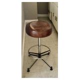Retro stool