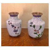 Closenia vases