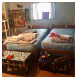 Twin bed set