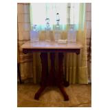 Nice crystal decanters, marble side table