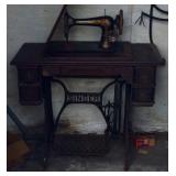 Singer foot peddle machine
