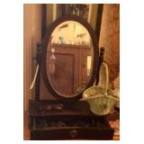 Mirror, sun glasses