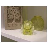 Indian head uranium glass