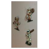 Metal wall baseball players