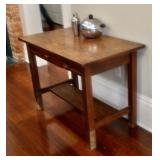 Oak desk with drawer