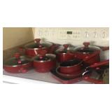 Nice pots with lids