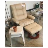 Reclining chair
