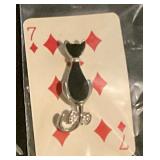 Cat pin