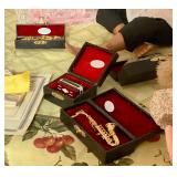 Miniature instruments